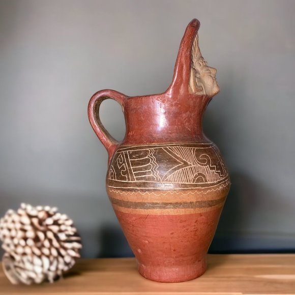 Vintage Mayan Inca Aztek Warrior Pottery Decorative Pitcher Vase - Picture 2 of 6